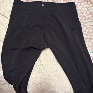 lululemon size 20 black and purple leggings